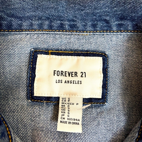 Forever 21 denim jacket - Picture 2 of 3